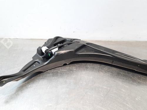 Windscreen washer tank PEUGEOT 308 SW II (LC_, LJ_, LR_, LX_, L4_) 1.2 THP 110 | BP15030367C113