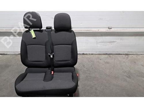 Used Right front seat RENAULT TRAFIC III Van (FG_) 2.0 dCi 130 (FGMY) (131 hp) 30381821