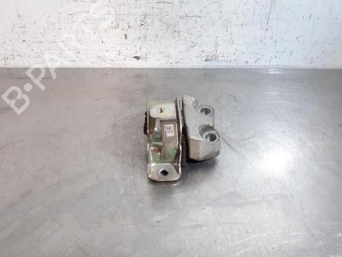 Used Engine mount FIAT DOBLO Cargo (263_) 1.3 D Multijet (263ZXT1A, 263WXT1A, 263ZYA1A, 263WYA1A) (80 hp) 28593253