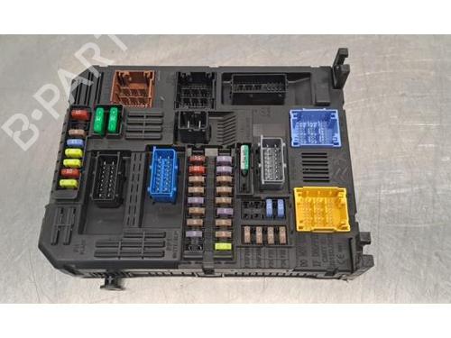 Fuse box PEUGEOT EXPERT Van (V_) 2.0 BlueHDi 120 | BP31054297E1