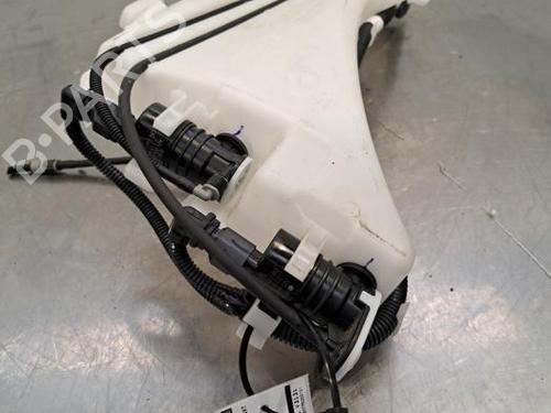 Windscreen washer tank PEUGEOT 3008 II SUV (MC_, MR_, MJ_, M4_) 1.2 THP/ PureTech 130 (MRHNSM, MRHNSU, MRHNSJ, MRHNYW,... | BP23610077C113 