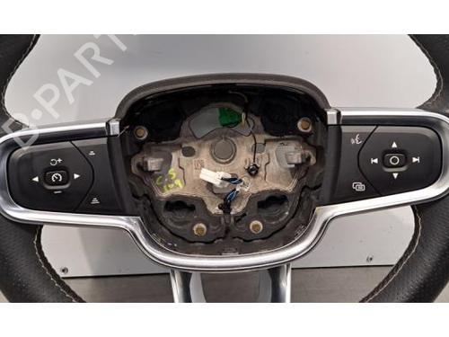 Ratt VOLVO XC40 (536) Recharge AWD | BP30924305C49