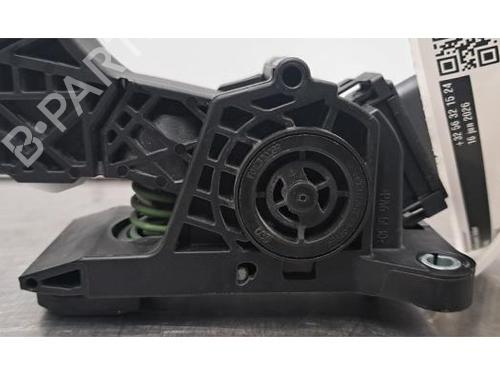 Pedal MERCEDES-BENZ SPRINTER 3,5-t Van (B907, B910) 315 CDI RWD (907.631, 907.633, 907.635, 907.637) | BP37479107I4 - Image 3
