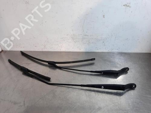 Used Front windshield wiper arm CITROËN C3 / C3 ORIGIN III (SX) 1.2 VTi 82 (82 hp) 23584672
