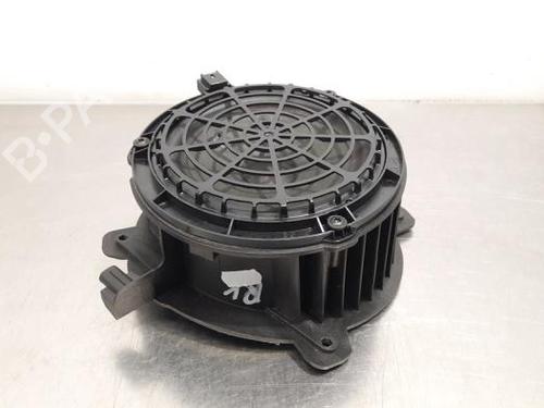 Used Speaker PEUGEOT 2008 II (UD_, US_, UY_, UJ_, UR_, UC_) 1.5 BlueHDI 110 (UDYHSK) (110 hp) 23585429