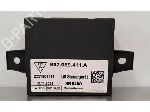 Used Electronic module PORSCHE 911 Convertible (992) 3.0 Carrera 4 (992610) (385 hp) 29817736