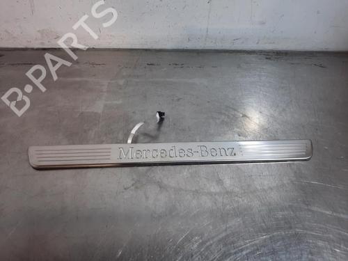 Trinbræt Trinbræt MERCEDES-BENZ A-CLASS (W176) A 200 CDI / d (176.008) (136 hp) 33918002 33918002