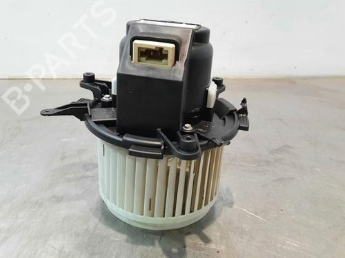 Heater blower motor PEUGEOT 5008 II (MC_, MJ_, MR_, M4_) 1.2 THP (MRHNYH, MRHNYW, MRHNSJ, MRHNSU, MRHNSM) | BP11728979M62 