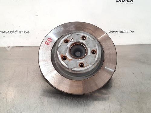 Used Right rear steering knuckle MERCEDES-BENZ GLA-CLASS (X156) GLA 200 (156.943) (156 hp) 10886805
