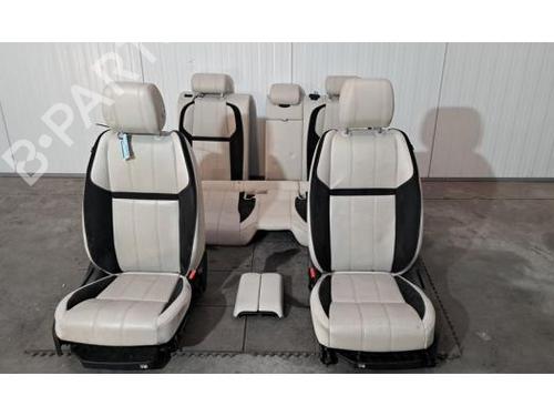 Used Seats set Seats set LAND ROVER RANGE ROVER VELAR (L560) 3.0 D300 MHEV 4x4 (300 hp) 33892581 33892581