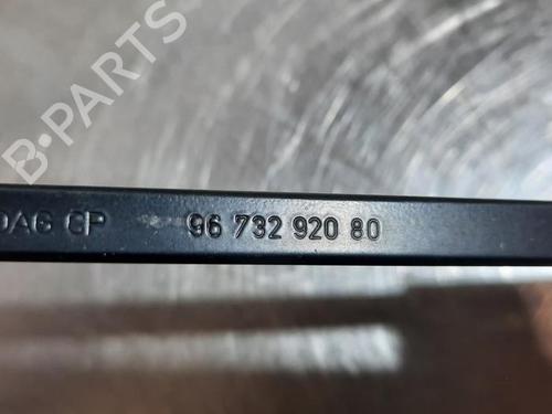 Front windshield wiper arm PEUGEOT 208 I (CA_, CC_) 1.5 BlueHDI 100 | BP23596288C143 