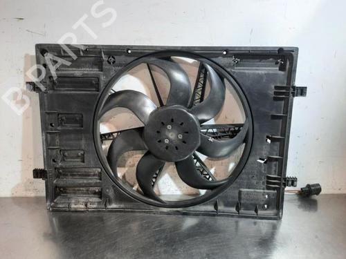 Køleventilator elektrisk VW GOLF VII (5G1, BQ1, BE1, BE2) 2.0 GTI (230 hp) 24136908