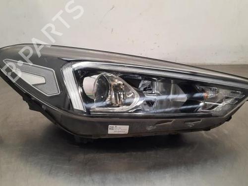 Used Right headlight HYUNDAI TUCSON (TL, TLE) 1.6 CRDi All-wheel Drive (136 hp) 23623059