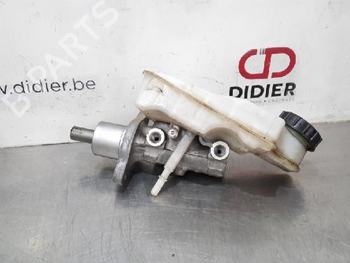 Used Brake master cylinder VOLVO S40 II (544) 1.6 D (110 hp) 10887067