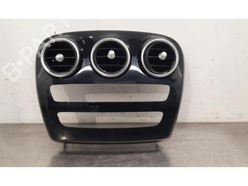 Used Air vent MERCEDES-BENZ C-CLASS (W205) C 200 BlueTEC / d (205.037) (136 hp) 23637651