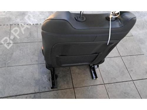 Right front seat BMW i3 (I01) s Electric | BP33727102C16  - Image 6