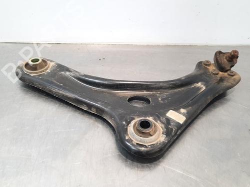 Used Left front suspension arm CITROËN C3 III Van (SX_, SY_) BlueHDi 100 (102 hp) 10901031