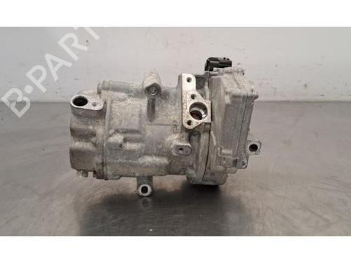 Used AC compressor RENAULT MEGANE IV Hatchback (B9A/M/N_) 1.6 E-TECH 160 (B9NH) (160 hp) 29879598