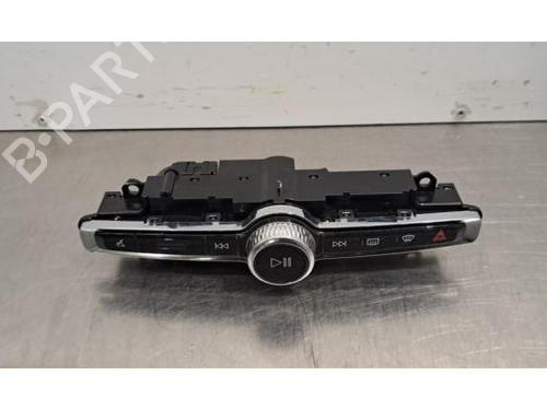 Used Switch VOLVO XC90 II (256) D5 AWD (235 hp) 32222871