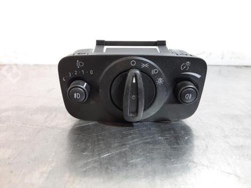 Commande de phare FORD KUGA II (DM2) 1.5 EcoBoost E85 | BP37285048I24 - Image 2