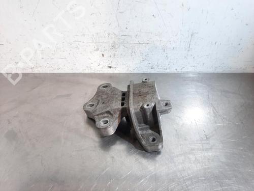 Used Engine mount MERCEDES-BENZ SPRINTER 3-t Van (B910) 214 CDI (910.621, 910.623) (143 hp) 24014847