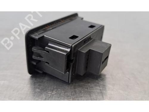 Switch AUDI Q3 Sportback (F3N) 35 TDI quattro | BP39230865I30 - Image 2