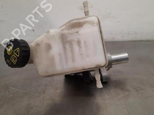 Used Brake master cylinder PEUGEOT 3008 II SUV (MC_, MR_, MJ_, M4_) 1.5 BlueHDi 130 (131 hp) 23596986