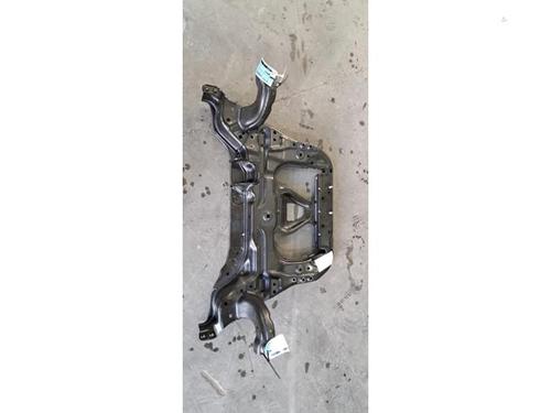 Used Subframe Subframe MERCEDES-BENZ CLA (C118) CLA 180 (118.384) (136 hp) 32820554 32820554