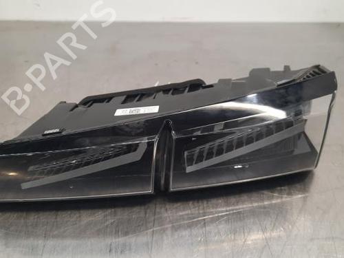 Right taillight PEUGEOT 308 III (FB_, FH_, FP_, F3_, FM_) PureTech 130 (FPHNSL, FPHNST) | BP23593855C35