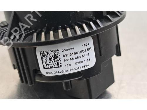 Switch AUDI Q4 E-TRON SUV (F4B) 50 quattro | BP37148526I30 - Image 3