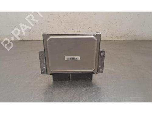 Used Engine control unit (ECU) Engine control unit (ECU) 37686135 37686135