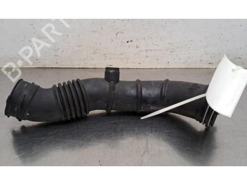 pipe-toyota-yaris-_p21_-_pa1_-_ph1_-2020-37092019 main image
