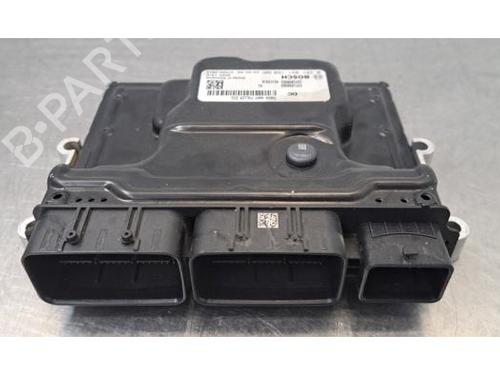 Used Engine control unit (ECU) Engine control unit (ECU) RENAULT TRAFIC III Van (FG_) 2.0 dCi 130 (FGMY) (131 hp) 39892791 39892791