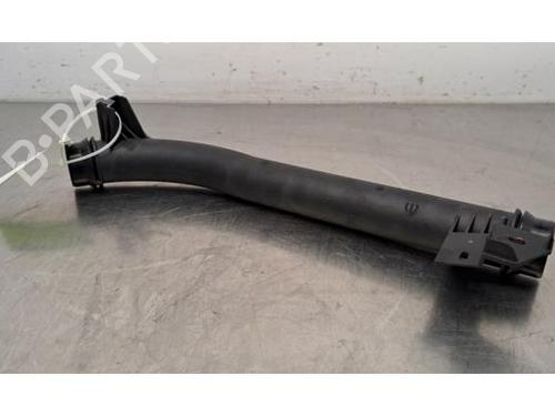 Intercooler pipe PEUGEOT 308 III (FB_, FH_, FP_, F3_, FM_) PureTech 130 (FPHNSL, FPHNST) | BP29817928M127