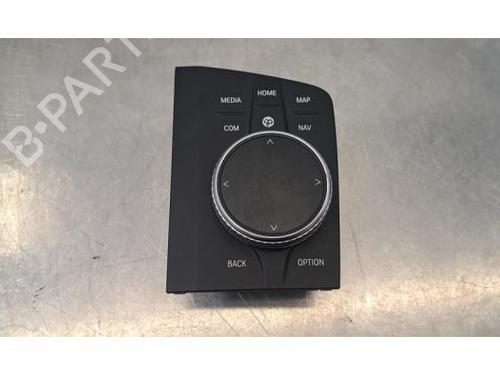 Used Electronic module Electronic module BMW 1 (F40) 118 d (150 hp) 40070413 40070413