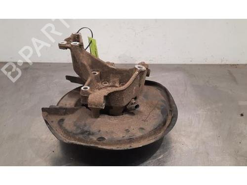 Venstre hjullejehus spindel AUDI Q3 (8UB, 8UG) RS 2.5 quattro (310 hp) 23633133