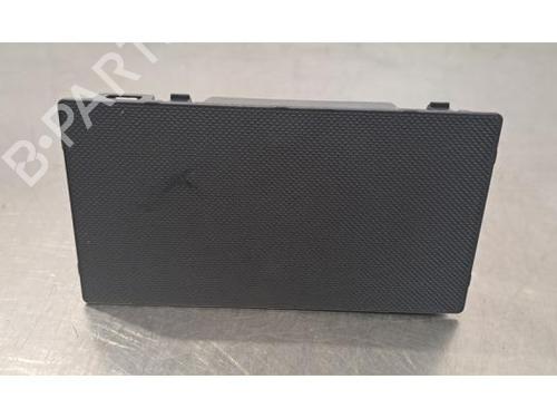 BP33165559M83 main image