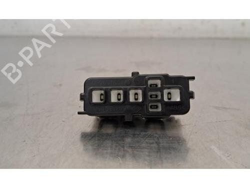 Autre RENAULT MEGANE IV Hatchback (B9A/M/N_) 1.6 E-TECH 160 (B9NH) (160 hp) 29871949