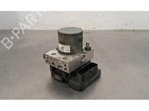 Used ABS pump MERCEDES-BENZ VITO Van (W447) 110 CDI (447.601, 447.603, 447.605) (102 hp) 24137050