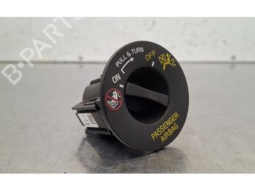 Used Switch Switch 39642292 39642292