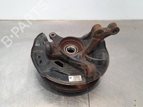 Used Right front steering knuckle TOYOTA YARIS (_P13_) 1.0 (KSP130_, KSP130) (69 hp) 10874768
