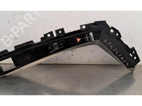 Used Switch PEUGEOT 5008 III (KA_, KB_, KC_) e-230 Long Range (KCZKZX) (231 hp) 32431389