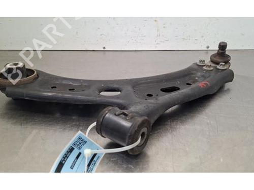 Venstre fortil bærearm Venstre fortil bærearm FIAT 500X (334_) 1.6 D Multijet (334.AXV1B) (130 hp) 34385998 34385998