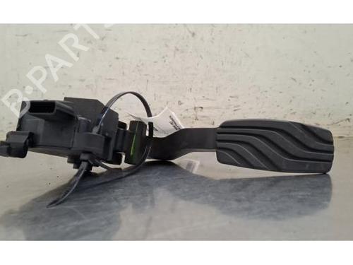Pedal Pedal RENAULT MEGANE IV Grandtour (K9A/M/N_) 1.5 Blue dCi 115 (K9A6) (116 hp) 40240639 40240639