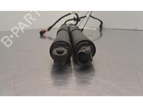 Tailgate lift support PORSCHE MACAN (95B) 3.0 S Diesel | BP40025704C138 - Image 7
