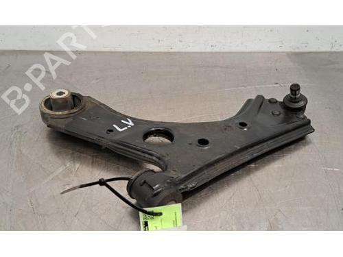 Used Left front suspension arm FIAT DOBLO Cargo (263_) 1.3 D Multijet (263WXU1A, 263ZXU1A, 263WYB1A, 263ZYB1A) (95 hp) 23934188