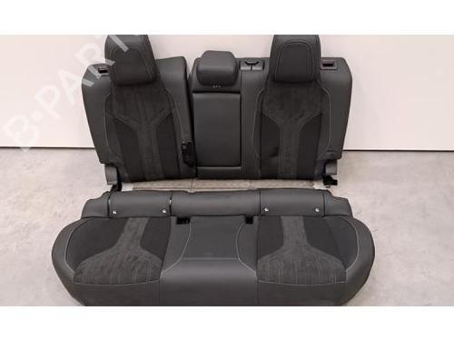Sæde bagtil (2. række) Sæde bagtil (2. række) PEUGEOT 308 III (FB_, FH_, FP_, F3_, FM_) Hybrid 180 (F3DGXT, F3DGMH) (181 hp) 34615348 34615348