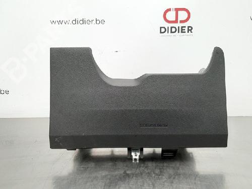 Used Knee airbag Knee airbag TOYOTA YARIS (_P13_) 1.0 (KSP130_, KSP130) (69 hp) 10873999 10873999