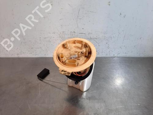 Used Fuel pump AUDI A3 Sportback (8VA, 8VF) 1.6 TDI (110 hp) 23601819