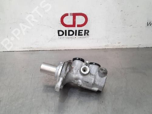 Used Brake master cylinder NISSAN JUKE (F15) 1.2 DIG-T (115 hp) 10886971